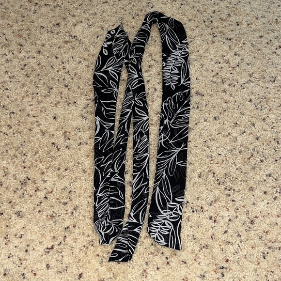 Strapless Romper - Picture 2 of 3